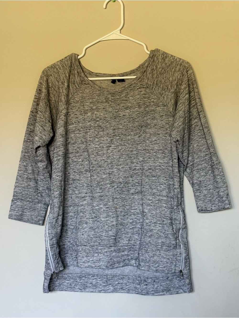 Cynthia Rowley Heather Gray Sweater Top - Casual 3/4 Sleeve